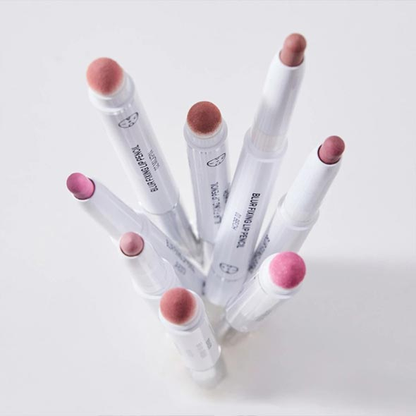 [OIAD.]  BLUR FIXING LIP PENCIL ดินสอเขียนขอบปาก สีชัดติดทน